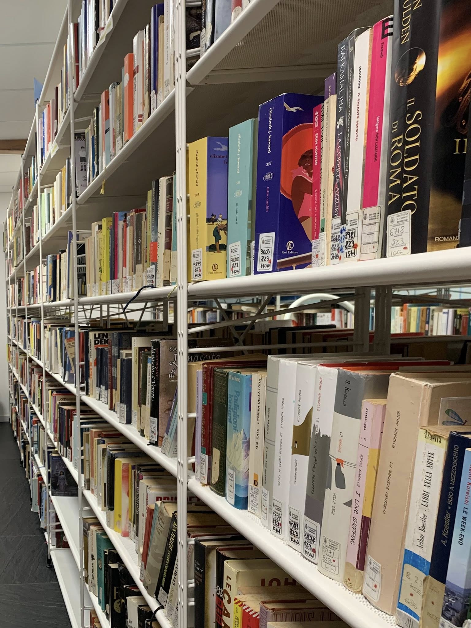 Biblioteca “A. Cabiati” di Bergeggi interno